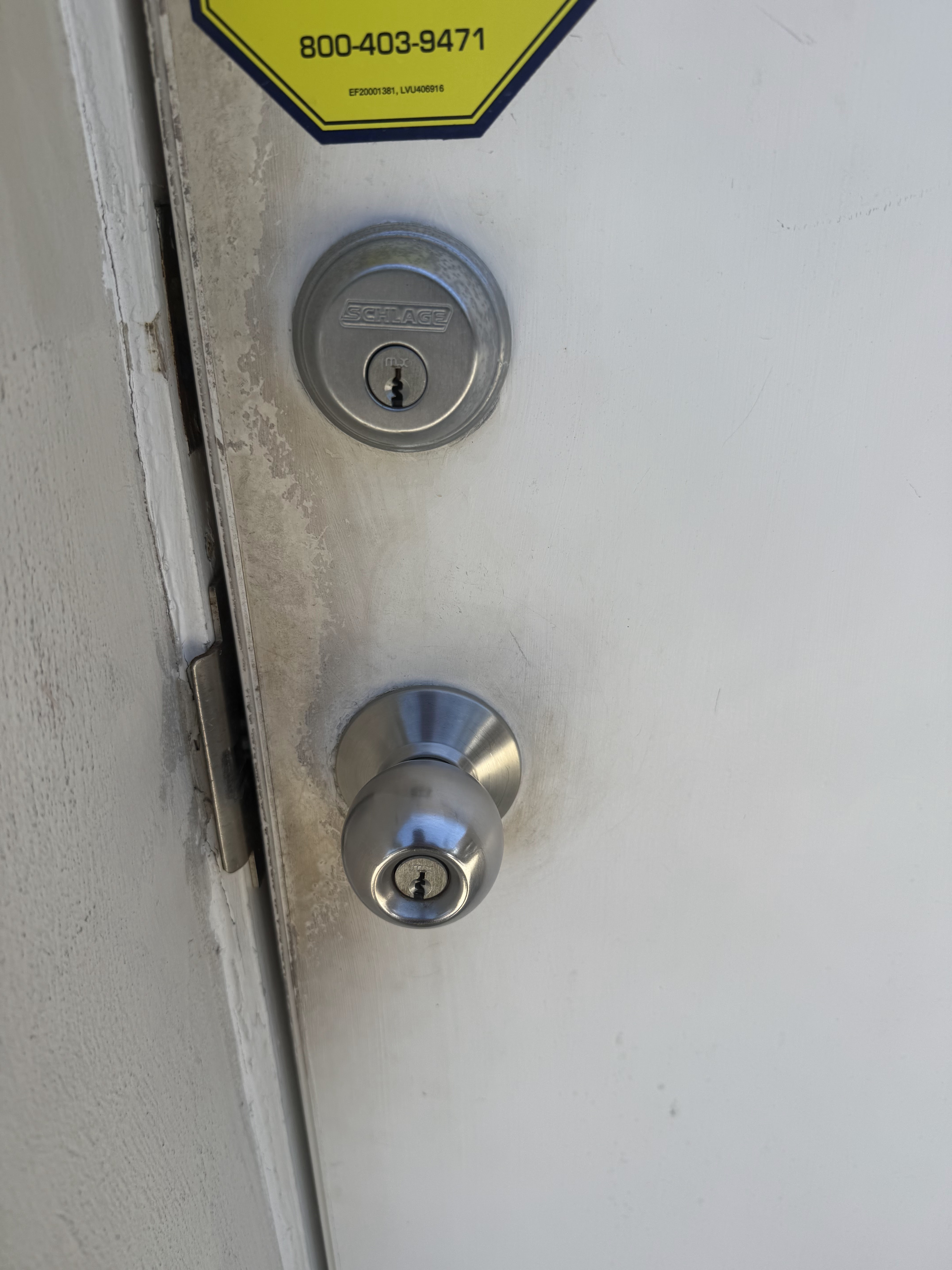 Schlage deadbolt installation (Schlage hardware) - Locksmith Banyan House - Premier Locksmith Delray Beach